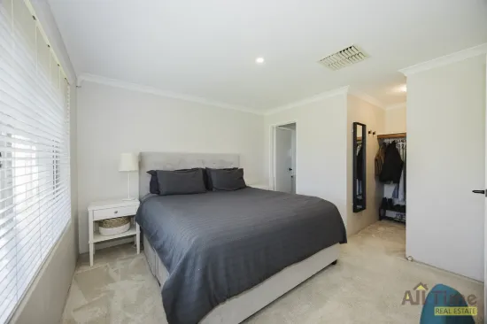 23 Pinewood Walk, Canning Vale, WA 6155-Image