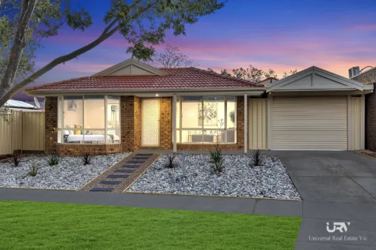 23 Pinnock Avenue, Roxburgh Park, Vic 3064