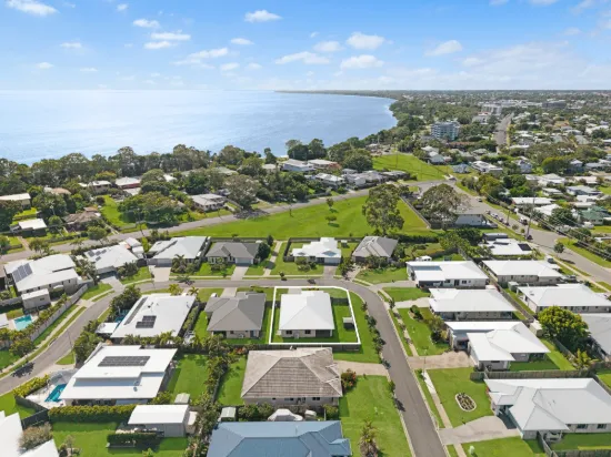 23 Seahaven Circuit, Pialba, Qld 4655