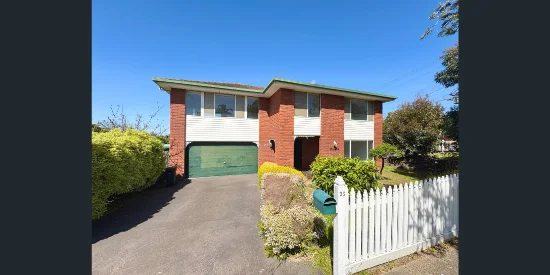 23 Thornhill Road, Highton, Vic 3216