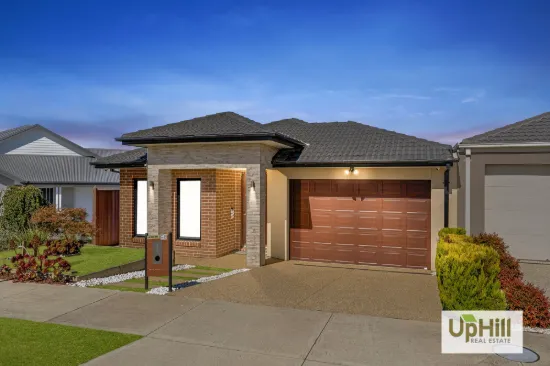 23 Vermillion Drive, Clyde North, Vic 3978