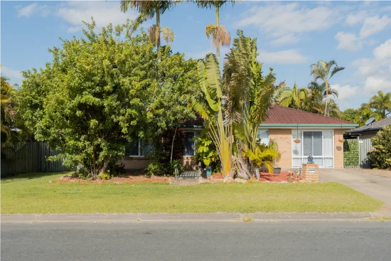 23 Wide Bay Drive, Eli Waters, Qld 4655 - For Rent