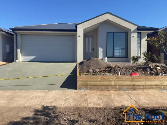 23 Winfred Drive, Mambourin, Vic 3024