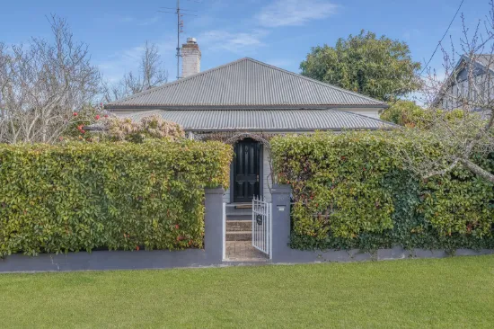 23 Yarrawa Street, Moss Vale, NSW 2577