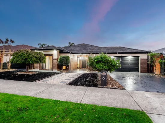 23 Yorkshire Drive, Cranbourne North, Vic 3977