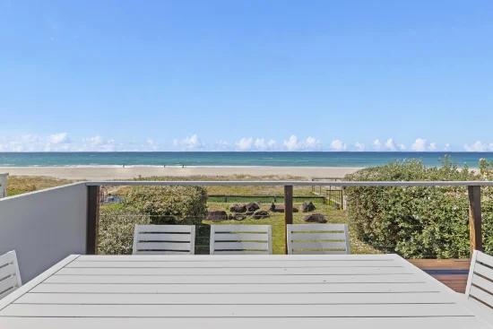 231 Jefferson Lane, Palm Beach, Qld 4221