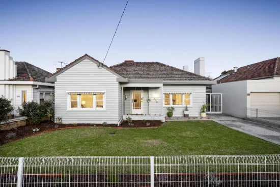 232 Melville Road, Pascoe Vale South, Vic 3044