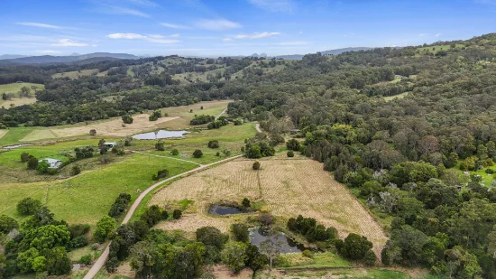 232 Stewart Rd, Coondoo, Qld 4570