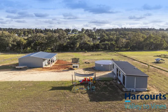 233 Guernsey Rise, Chittering, WA 6084