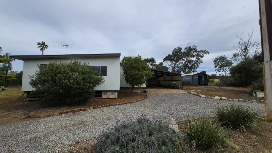 235-237 Maurice Road, Murray Bridge, SA 5253 - For Rent