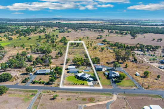236 Chudleigh Drive, Emerald, Qld 4720