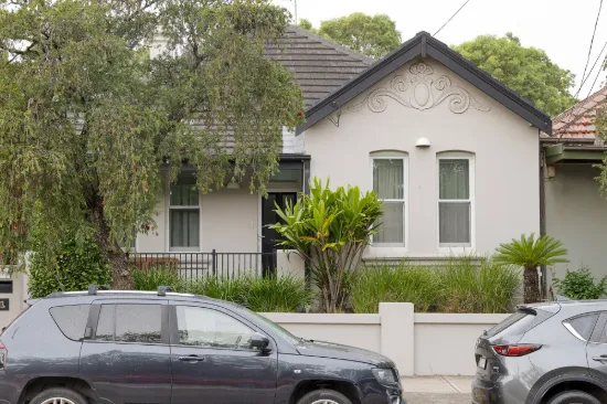 236 Unwins Bridge Road, Sydenham, NSW 2044