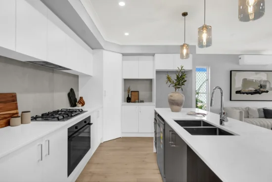 237 Mill Street, Redland Bay, Qld 4165