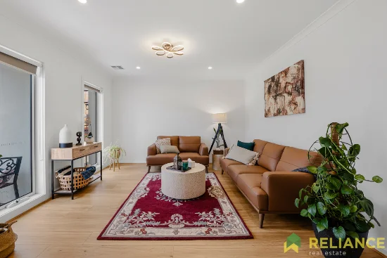 237 Stonehill Drive, Maddingley, Vic 3340-Image