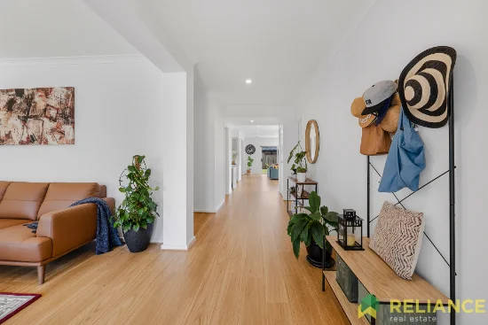 237 Stonehill Drive, Maddingley, Vic 3340-Image