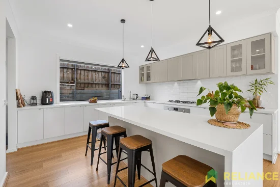 237 Stonehill Drive, Maddingley, Vic 3340-Image
