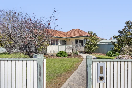 239 Dowling Street, Wendouree, Vic 3355 - For Sale