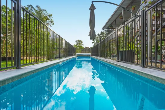 239 Patricks Road, Ferny Hills, Qld 4055