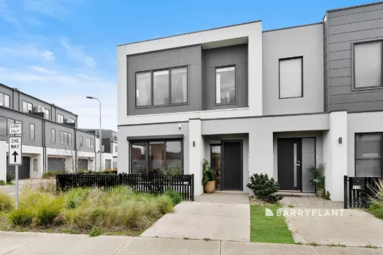 23A Odeon Avenue, Clyde North, Vic 3978