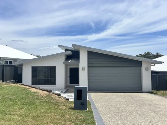 24 Admiralty Drive, Safety Beach, NSW 2456
