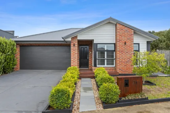 24 Aspect Road, Mount Duneed, Vic 3217