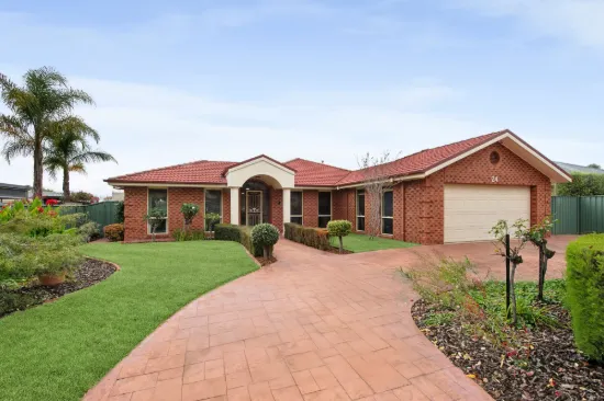 24 Athena Way, Strathfieldsaye, Vic 3551