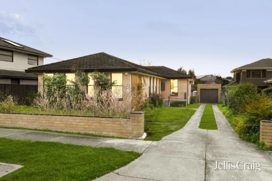 24 Avondale Grove, Mount Waverley, Vic 3149