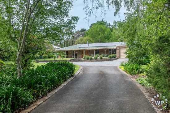 24 Bernhardt Crescent, Hahndorf, SA 5245
