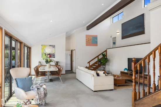 24 Boag Street, Mollymook, NSW 2539