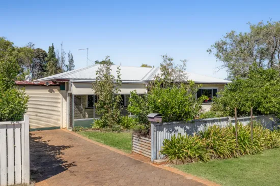 24 Boyd Street, Wilsonton, Qld 4350