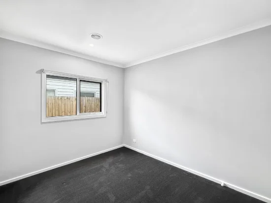 24 Bundalong Drive, Eynesbury, Vic 3338-Image