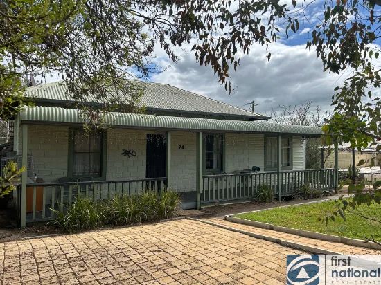 24 Burlong Rd, Northam, WA 6401
