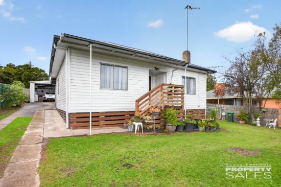 24 Central Avenue, Newborough, Vic 3825