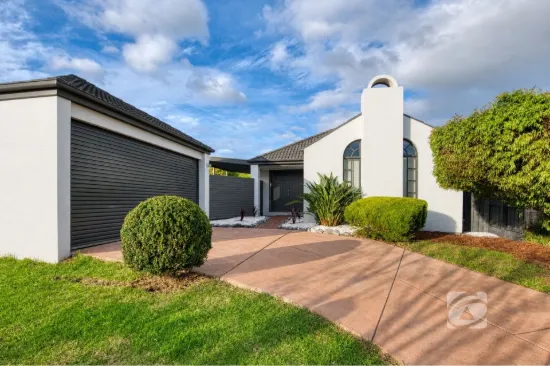 24 Chirnside Road, Berwick, Vic 3806