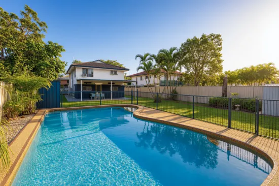 24 Clare Avenue, Wynnum West, Qld 4178