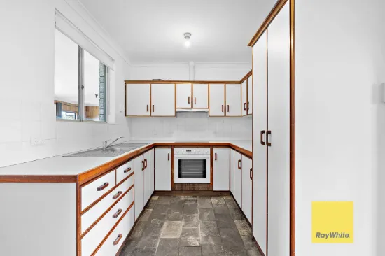 24 Coachwood Way, Maddington, WA 6109