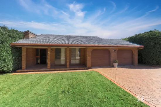 24 Crest Road, Armidale, NSW 2350