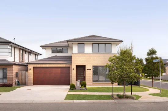 24 Crest Road, Gledswood Hills, NSW 2557 - For Sale