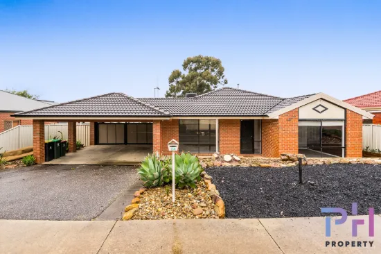 24 Daniel Drive, Golden Square, Vic 3555
