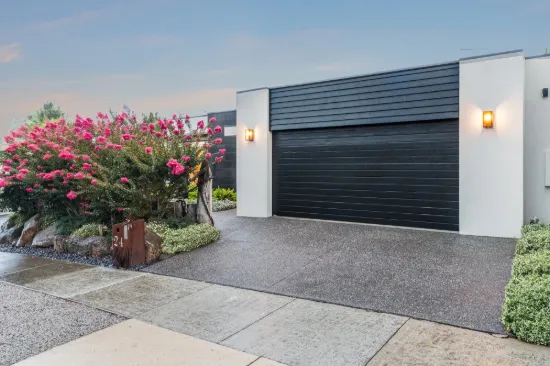 24 Dartmoor Drive, Highton, Vic 3216