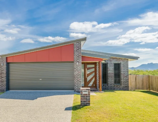 24 Dorinda Close, Clinton, Qld 4680