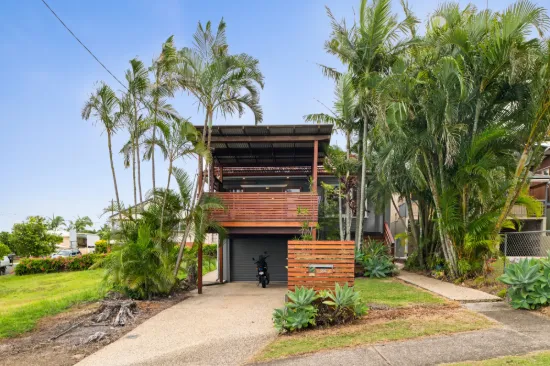 24 Douglas Street, Mooloolaba, Qld 4557