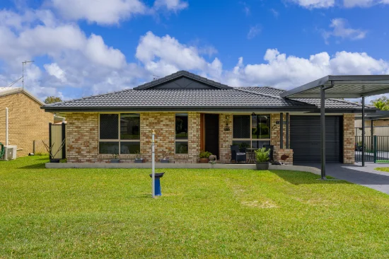 24 Drummer Street, Tin Can Bay, Qld 4580