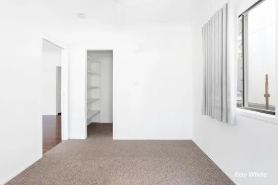 24 Esplanade, Cooee Bay QLD 4703-Image