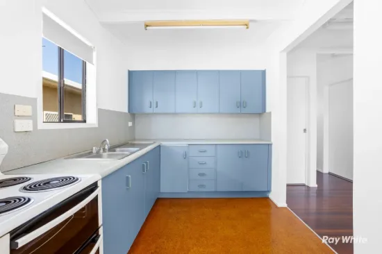 24 Esplanade, Cooee Bay QLD 4703-Image