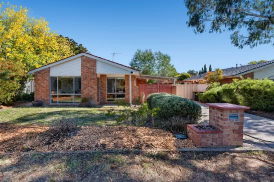 24 Fink Crescent, Calwell, ACT 2905