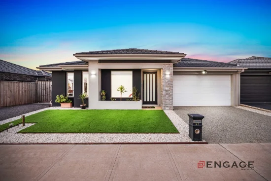 24 Frank Avenue, Truganina, Vic 3029