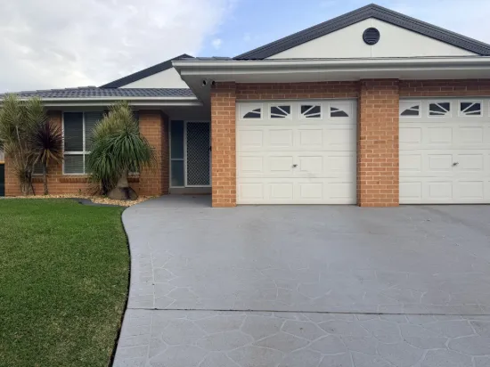 24 Gardenia Crescent, Bomaderry, NSW 2541