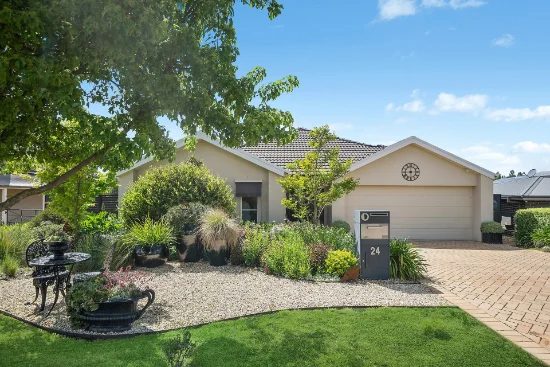 24 George Weily Place, Orange, NSW 2800