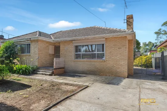 24 Glyndon Ave, St Albans, Vic 3021